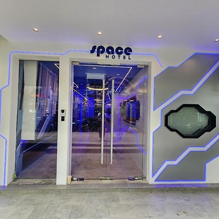 Space Hotel Kl Sentral Куала-Лумпур Экстерьер фото