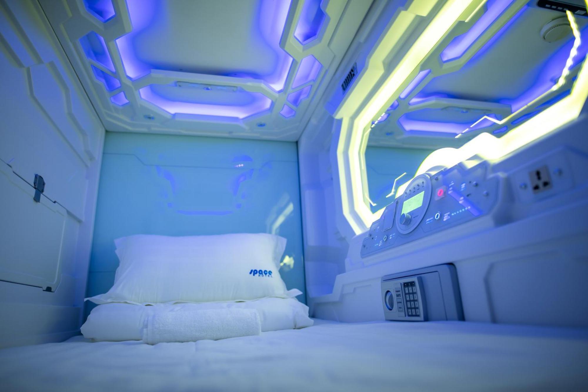 Space Hotel Kl Sentral Куала-Лумпур Экстерьер фото